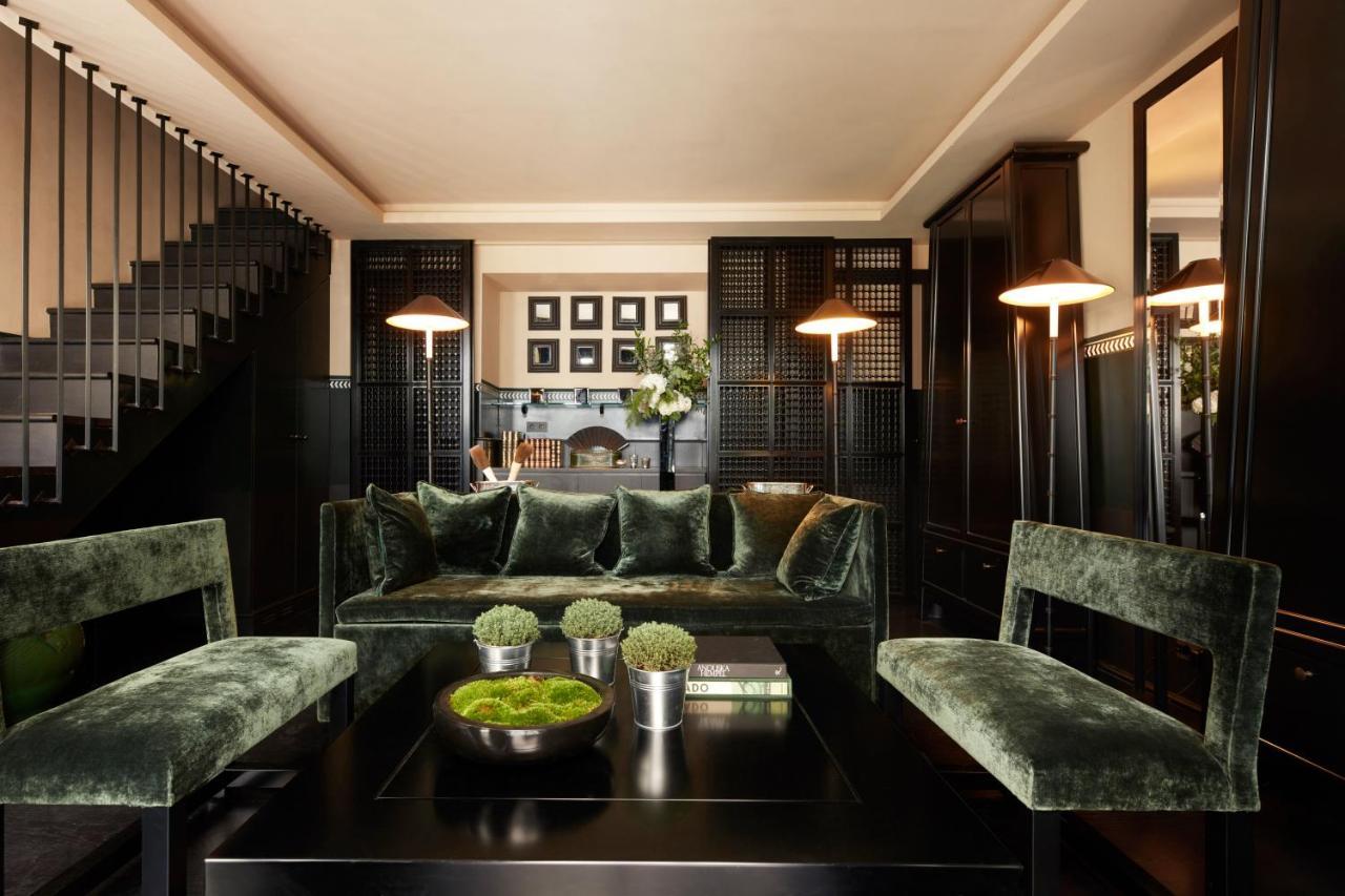 Monsieur George Hotel&Spa - Champs-Elysées Paris Extérieur photo The interior of the hotel